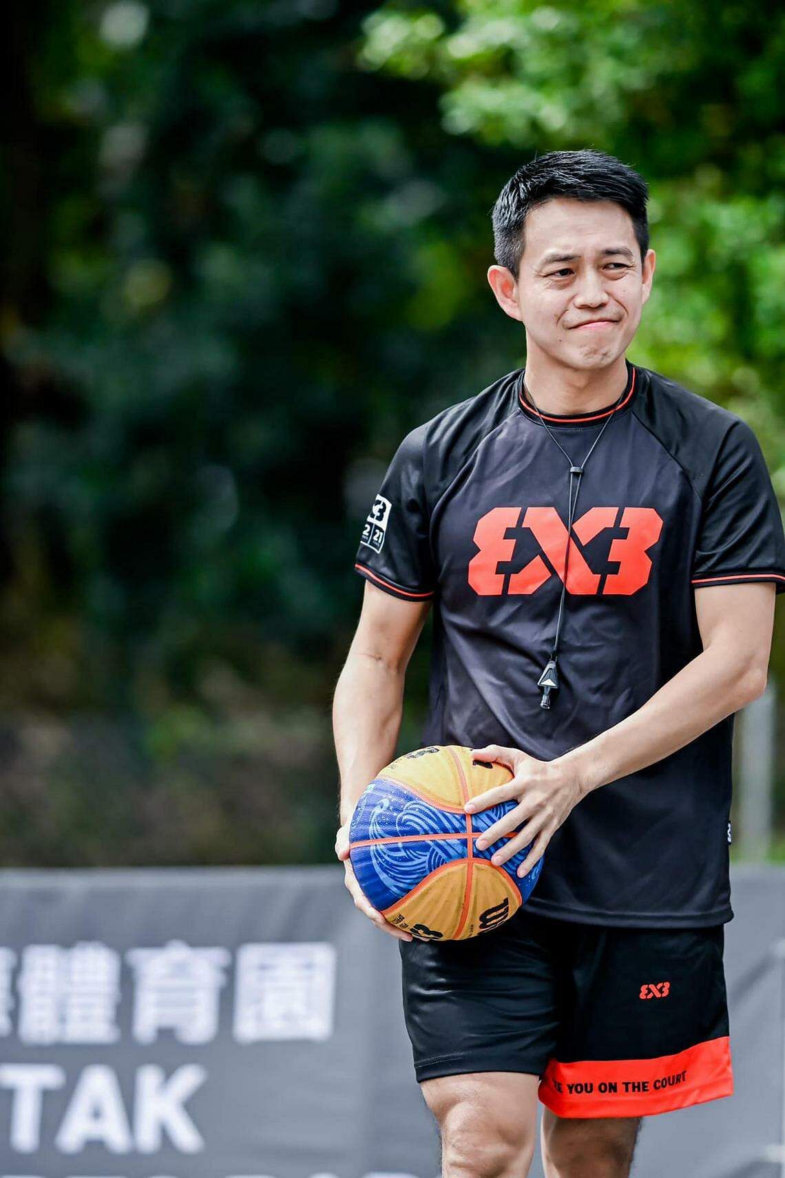 Best decision ever: S’porean basketball ref Leong Chuen Wing has no regrets about officiating