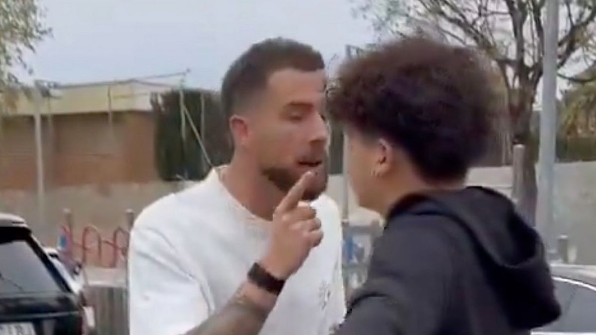 Barcelona star abandons car in middle of road to confront young fan in furious spat