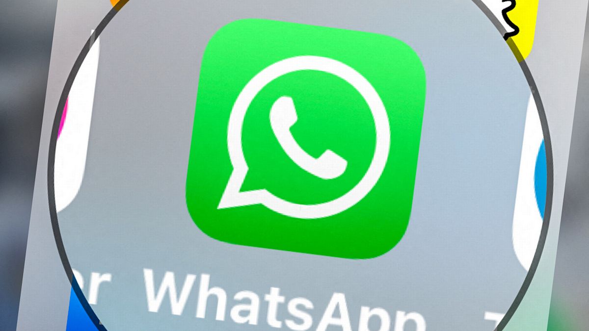 WhatsApp, Facebook and Instagram go down as thousands report issues in massive outage