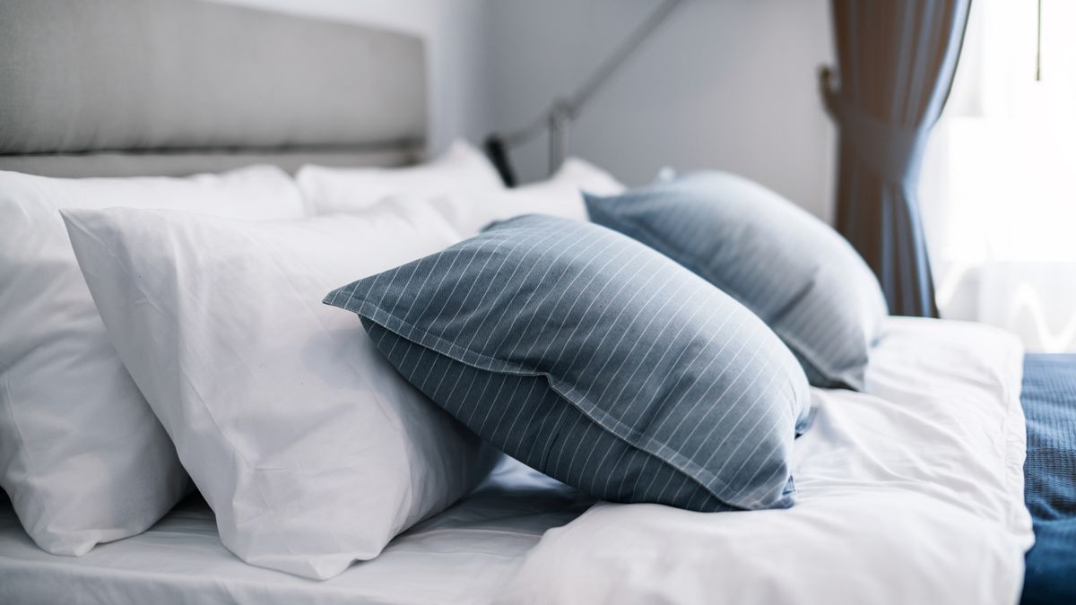 Mrs Hinch fans hail 33p product that keeps pillows 'fluffy and firm' after washing
