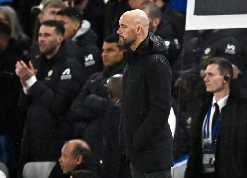 Soccer-Ten Hag blames poor decisions for Man United's shocking defeat to Chelsea