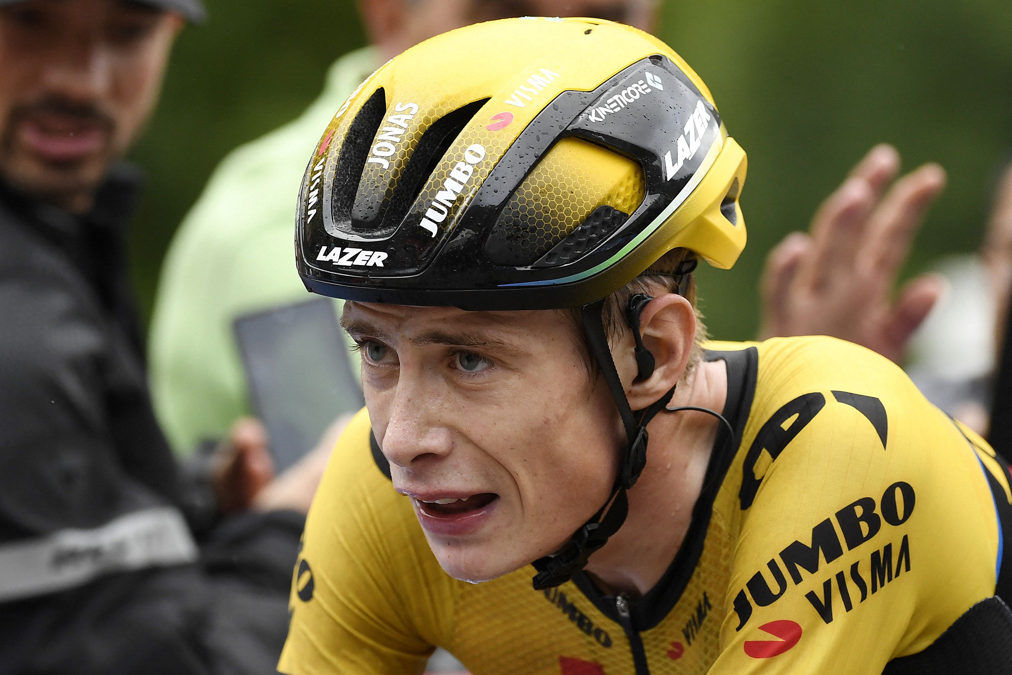 Vingegaard breaks collarbone in major crash at Tour of the Basque Country