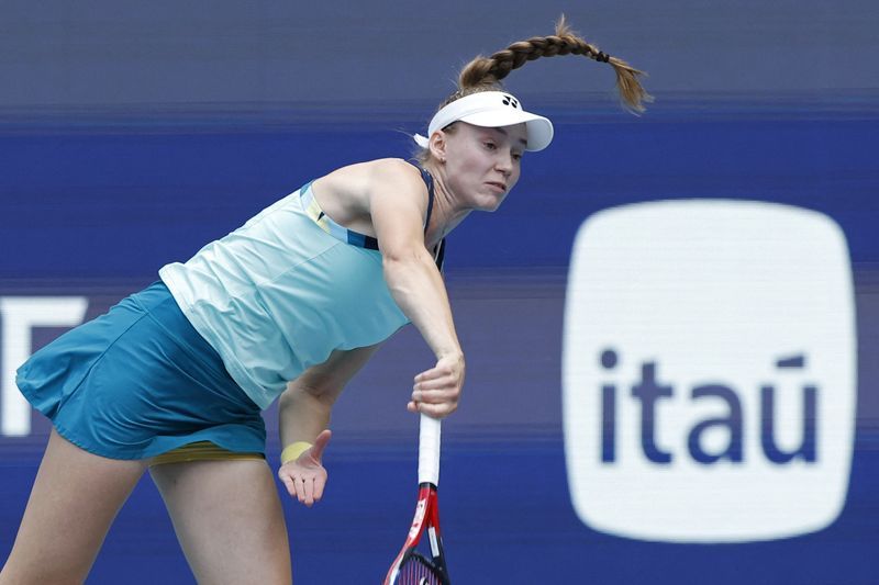 WTA roundup: Danielle Collins continues hot streak, reaches Charleston final
