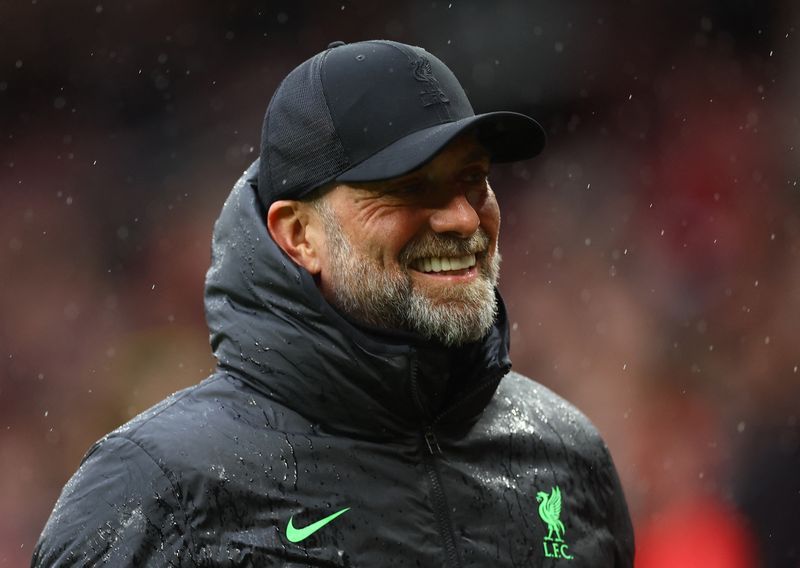 Soccer-Klopp pleads patience from supporters after 2-2 draw at Man United