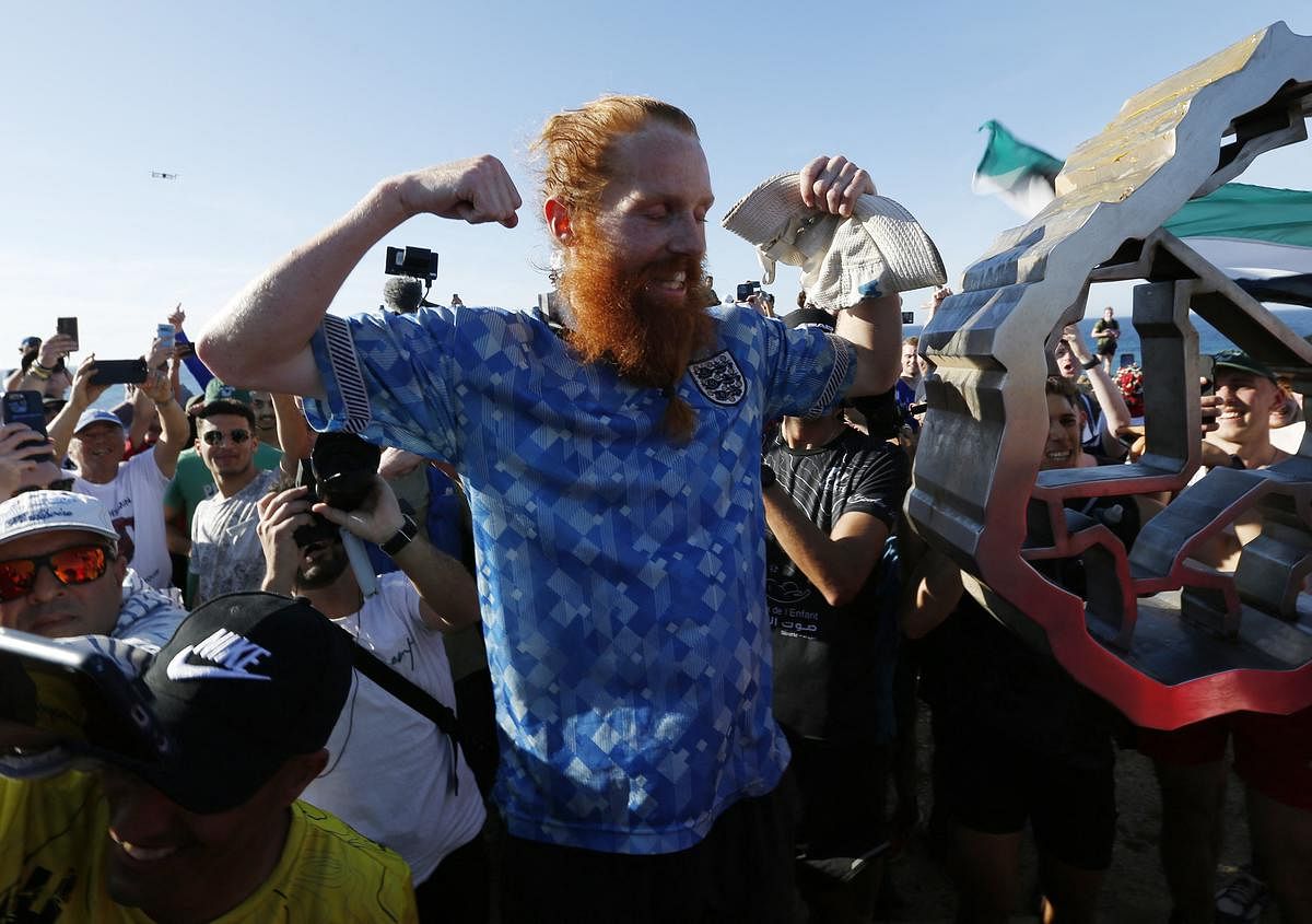 Briton becomes first person to run length of Africa