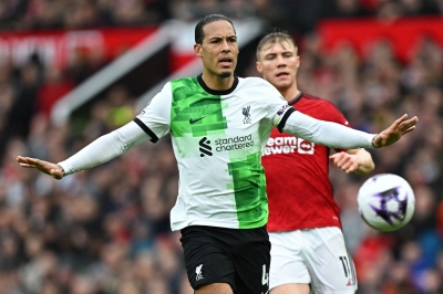 Man United draw feels like a defeat for Liverpool in title race, says Van Dijk