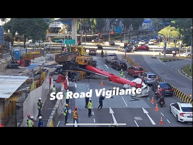 punggol road crane toppled & fell on toyota hiace
