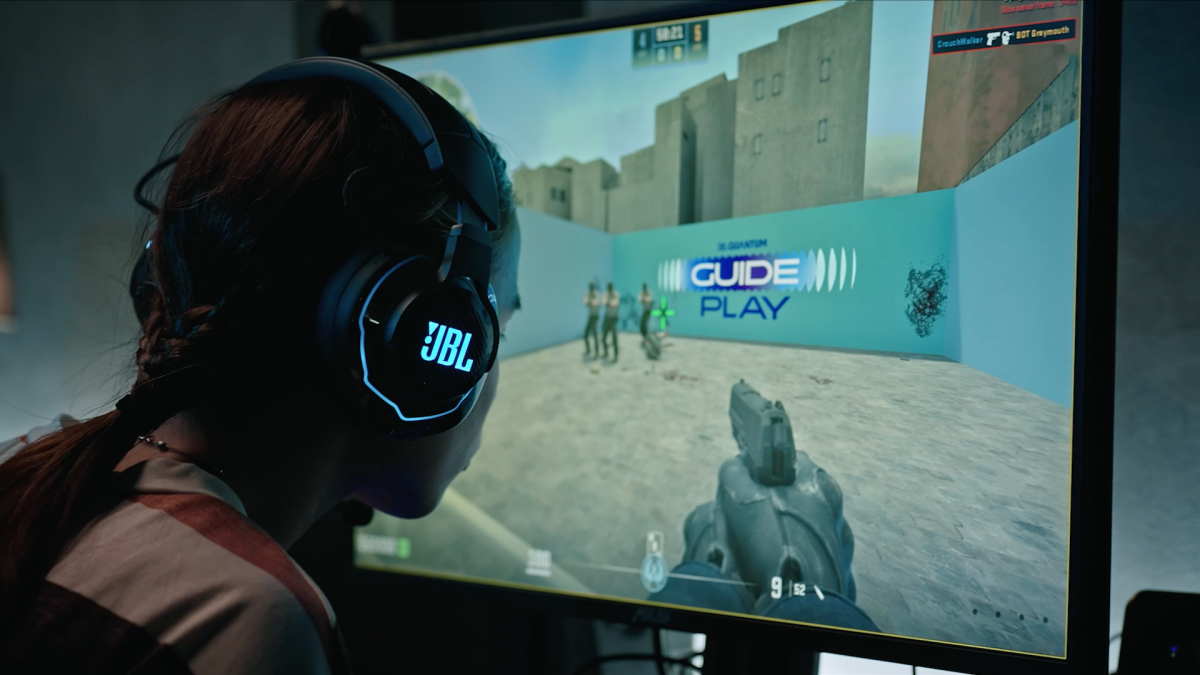 People with low vision can more easily play 'Counter Strike 2' with JBL's free software