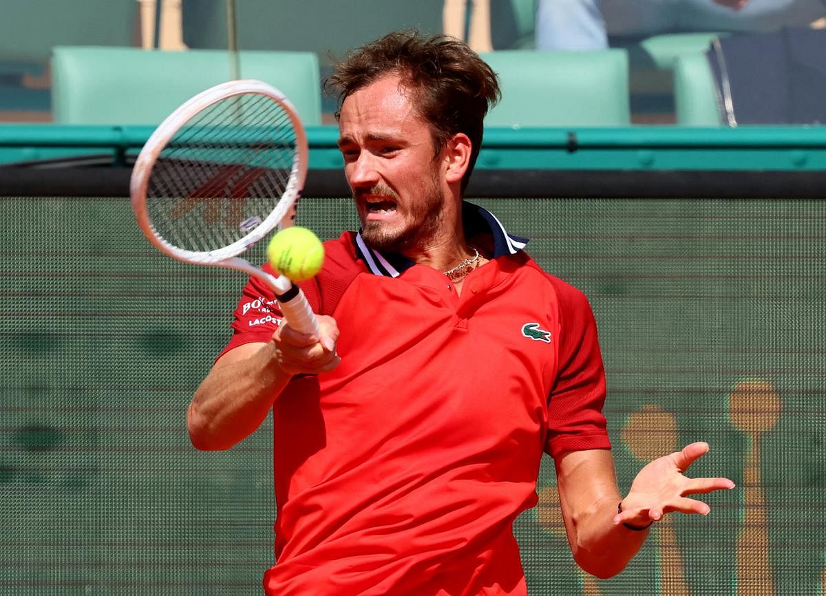 Tennis - Medvedev dumped out of Monte Carlo Masters by Khachanov