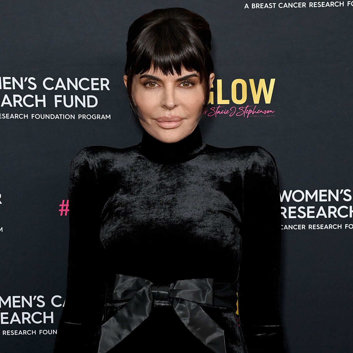 Lisa Rinna Reveals She Dissolved Her Facial Fillers Amid Reaction to Her Appearance