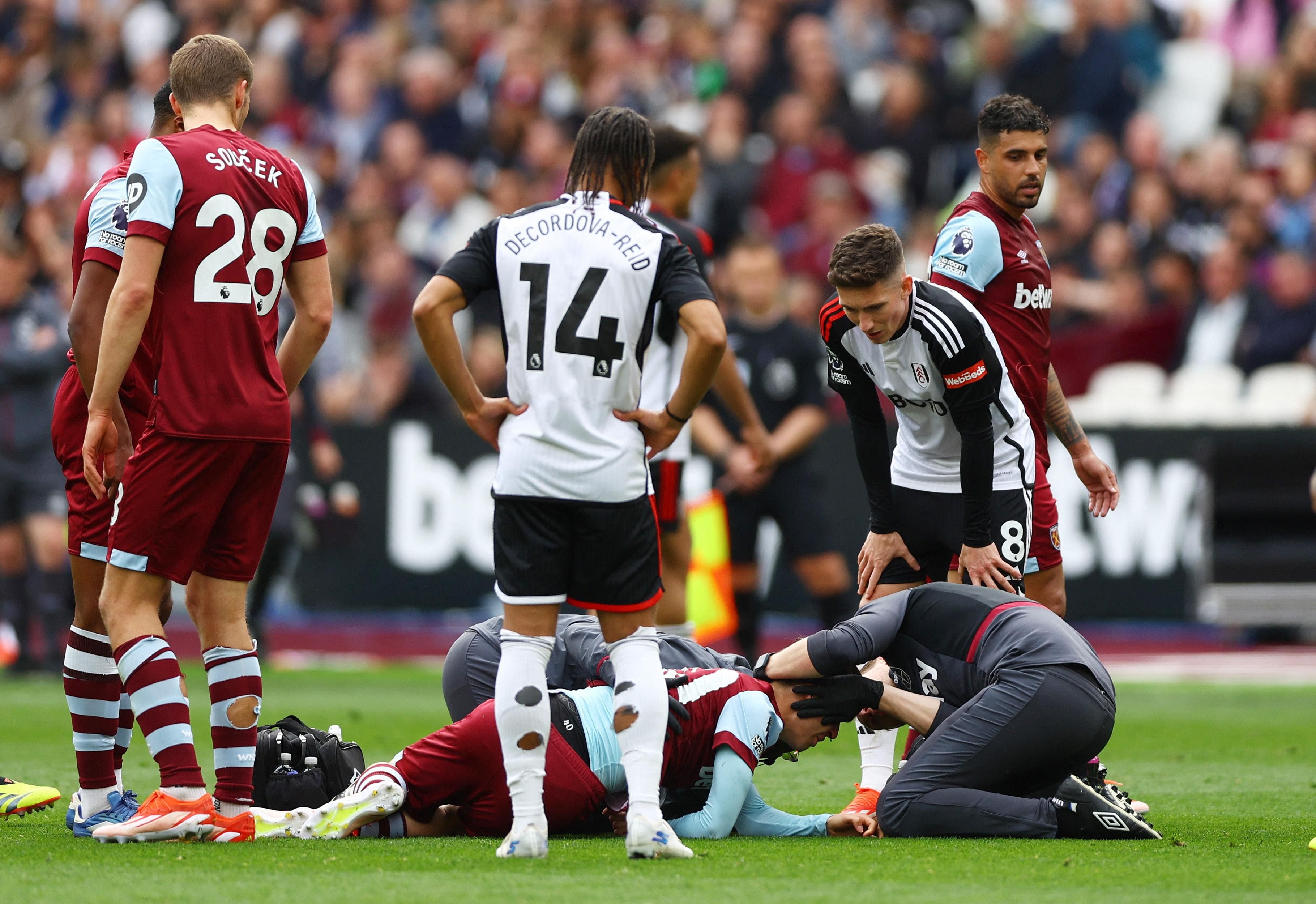 West Ham teenager George Earthy in hospital after 'head knock' in Fulham loss