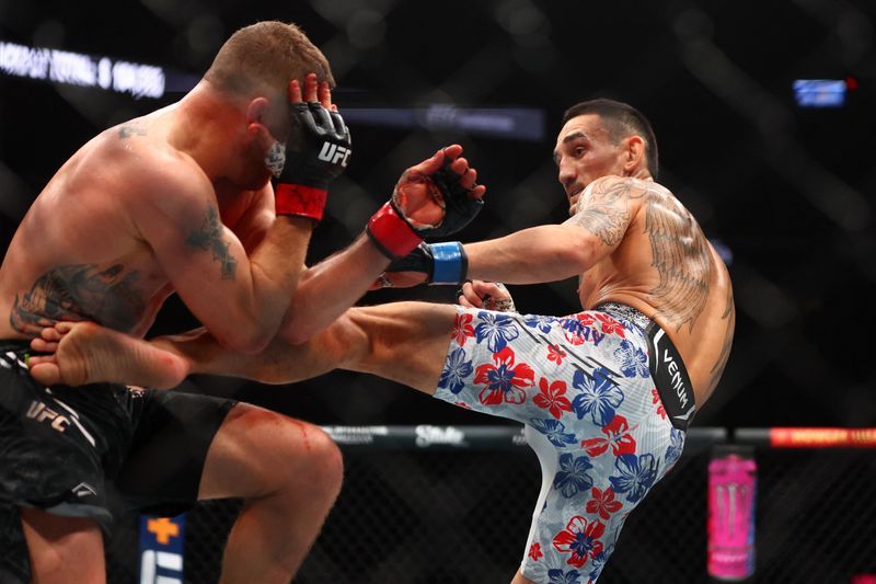 Mixed Martial Arts-Holloway's "BMF" knockout cements UFC's dominant position