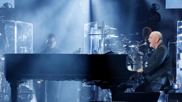 CBS Cut Off Billy Joel's Concert in the Middle of 'Piano Man.' What Happened Next Was Even Worse