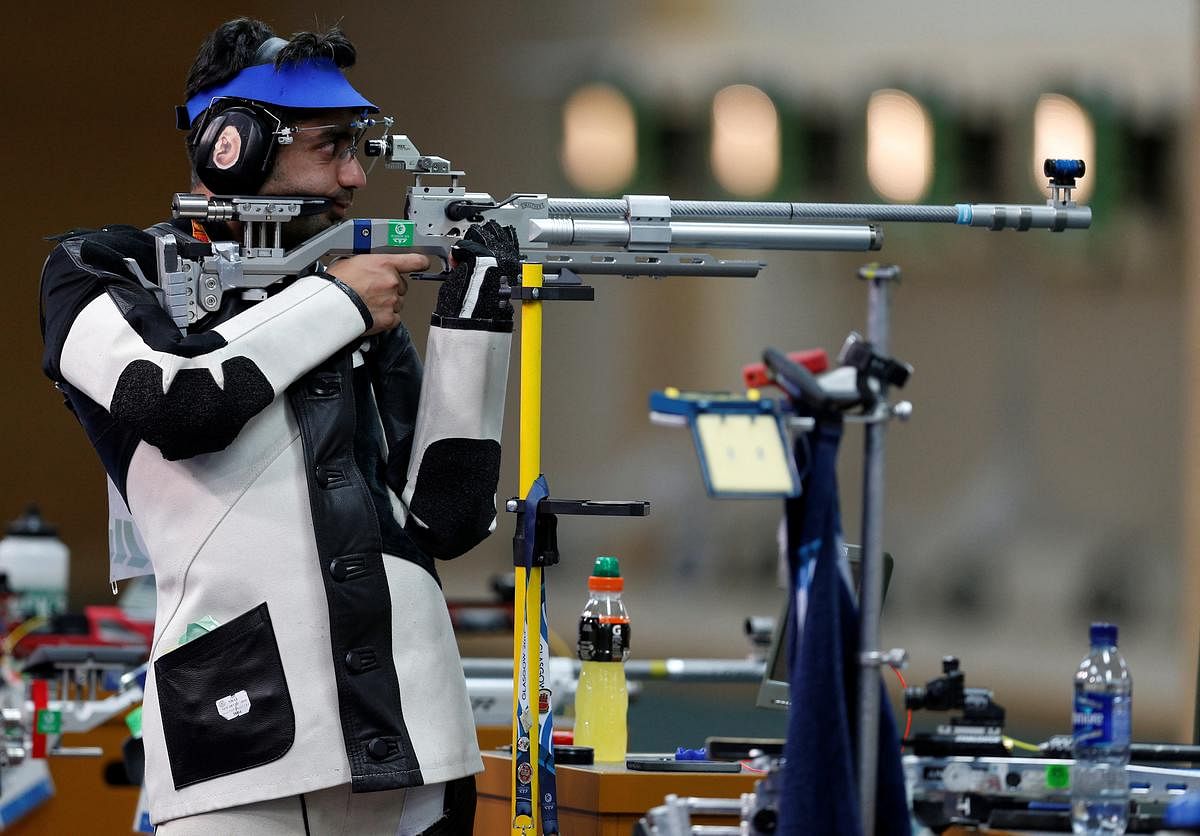 Train to be perfect on an imperfect day, pioneer Bindra tells Indian shooters