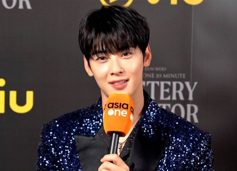 E-Junkies: Cha Eun-woo says juggling K-pop idol and acting career is 'a little bit difficult'