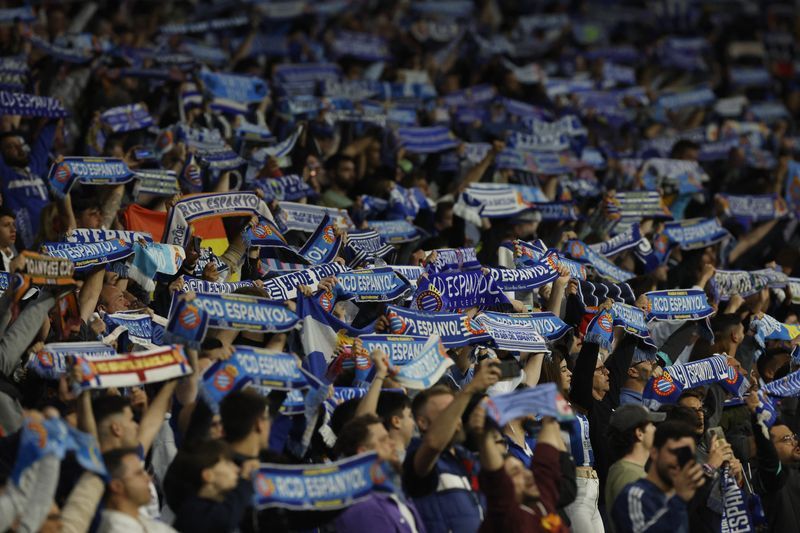 Soccer-Packed stadiums boost LaLiga to record financial results