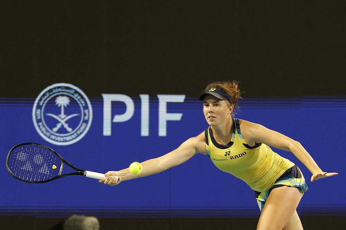 WTA roundup: Teenager Linda Noskova pulls off upset in Stuttgart