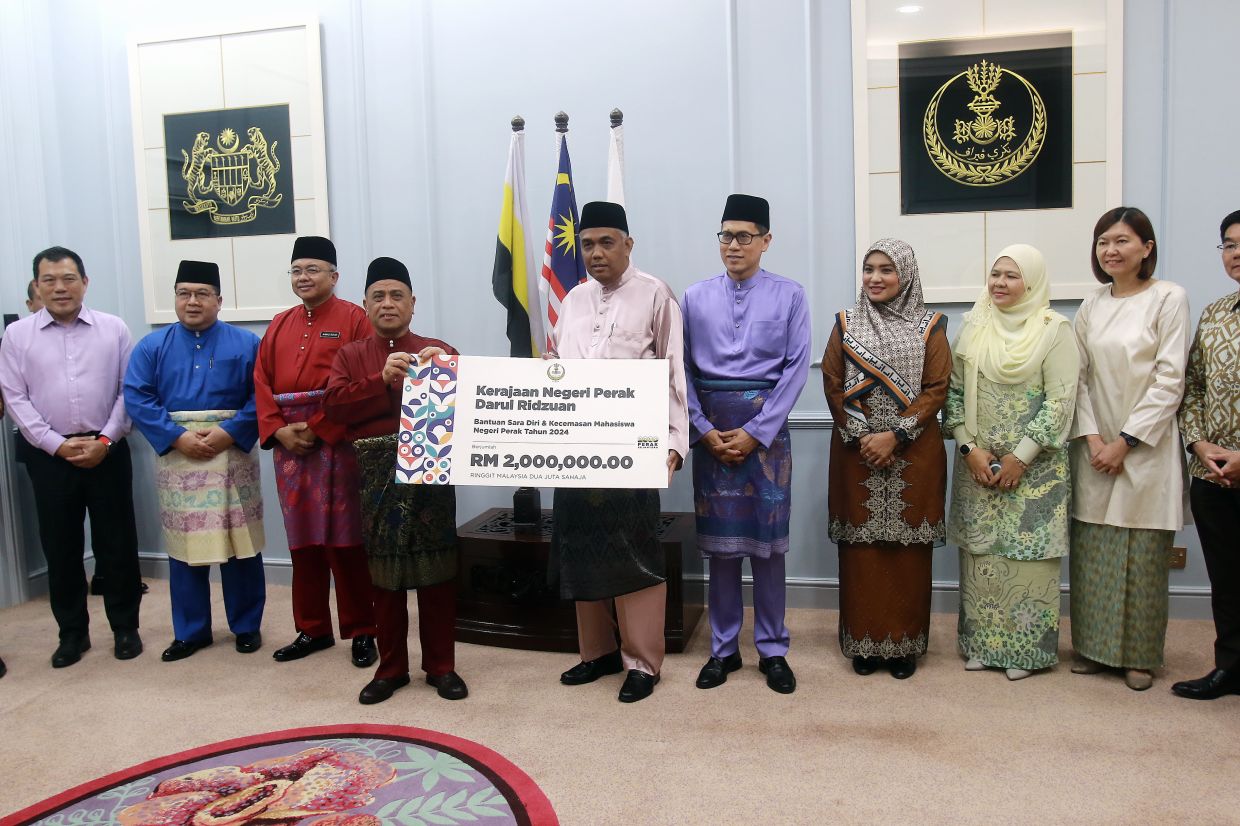 Perak Islamic council to help Malaysian student bring back old Nusantara book collection back from Egypt
