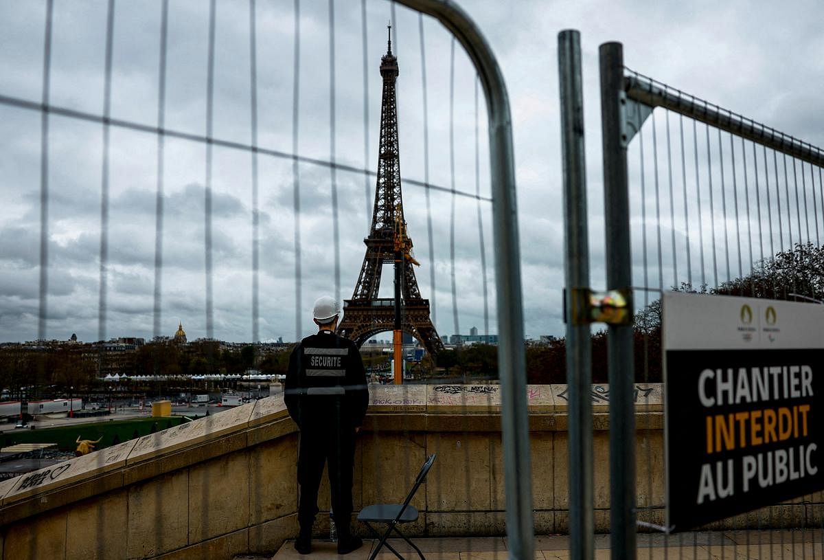 Eiffel Tower countdown turns to 100 days to Paris 2024
