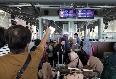 Safety first, says Sabah CM on cancelled flights due to Mount Ruang volcanic eruption
