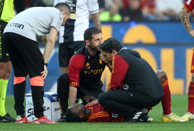Roma’s Ndicka ‘doing well’ after collapse, says De Rossi