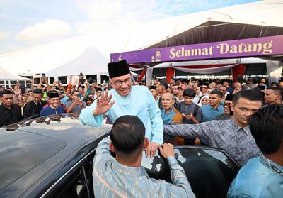 PM: Poor must gain from growth