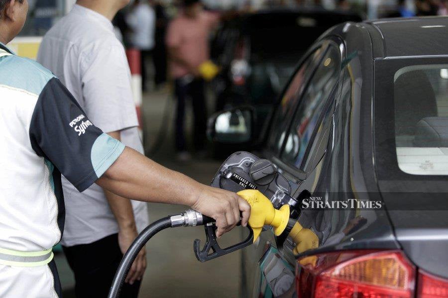 Fuel subsidy rationalisation: Economist's key questions for the government