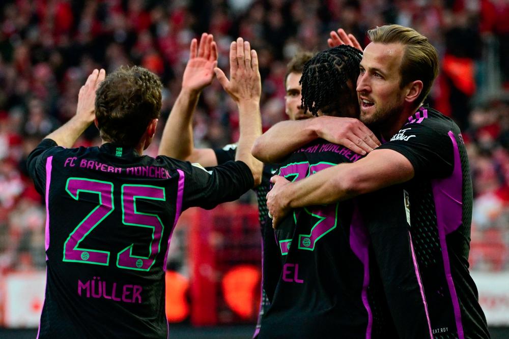Mueller bags brace, Kane hits 33rd goal as Bayern thump Union