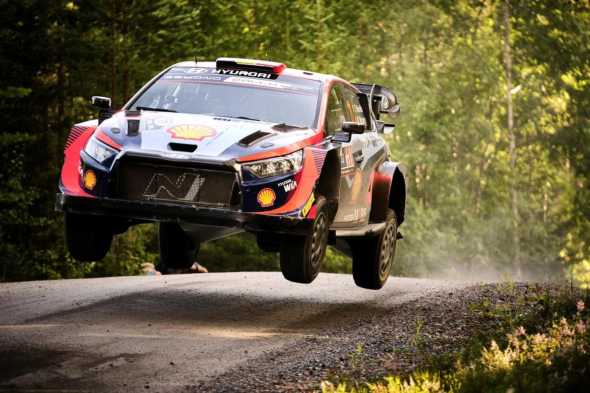 Rallying: Neuville leads Evans in Croatia Rally