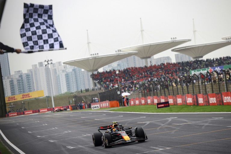 Verstappen wins Chinese Grand Prix to increase title grip