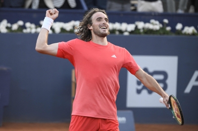 Tsitsipas sets up Ruud rematch in Barcelona Open final