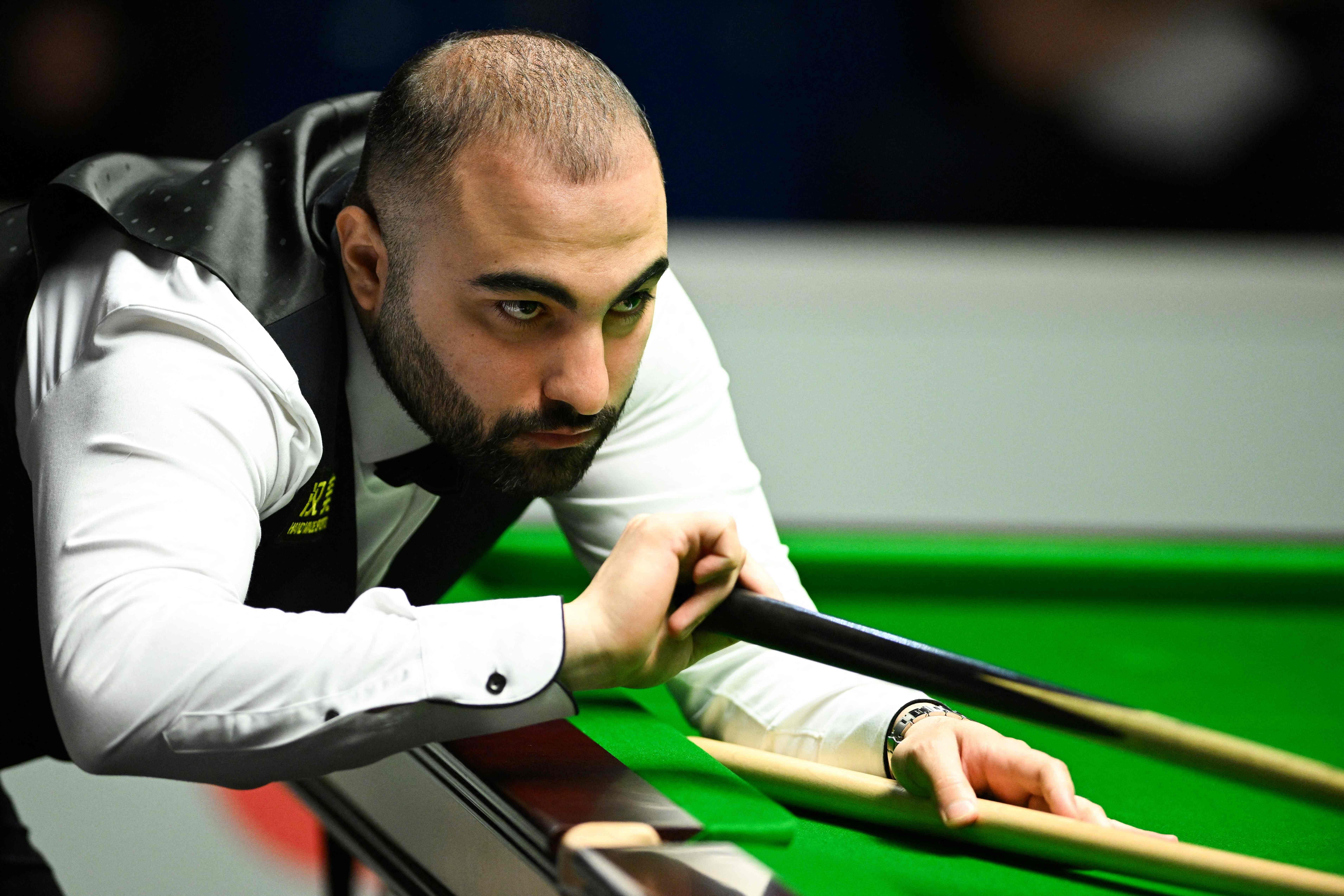 World Snooker Championship venue ‘smells’, says Iran’s Hossein Vafaei