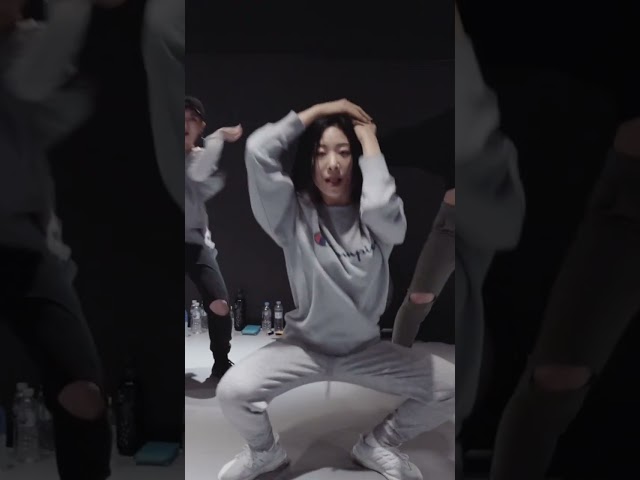 I'm in love with the shape of you🥰 #liakim #choreography
