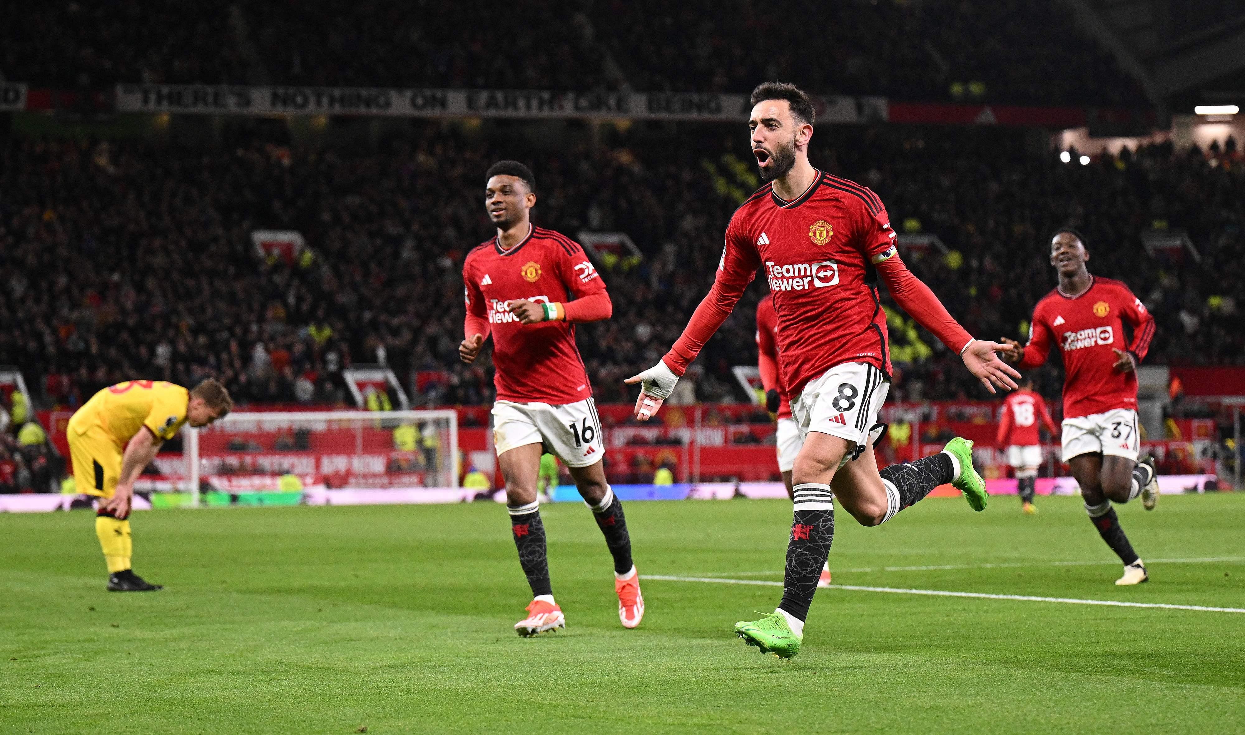 Bruno Fernandes digs Man United out of hole in win over Sheffield