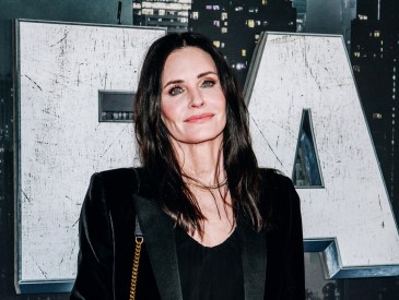 Courteney Cox Revealed the Shocking Way Her Fiancé Broke Up With Her Before Their Reconciliation