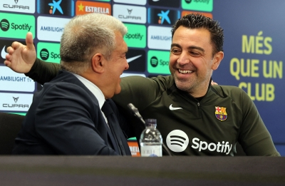 President, fan support key in decision to stay, says Barca coach Xavi