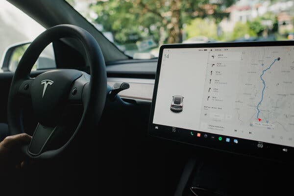 Auto Safety Regulator Investigating Tesla Recall of Autopilot