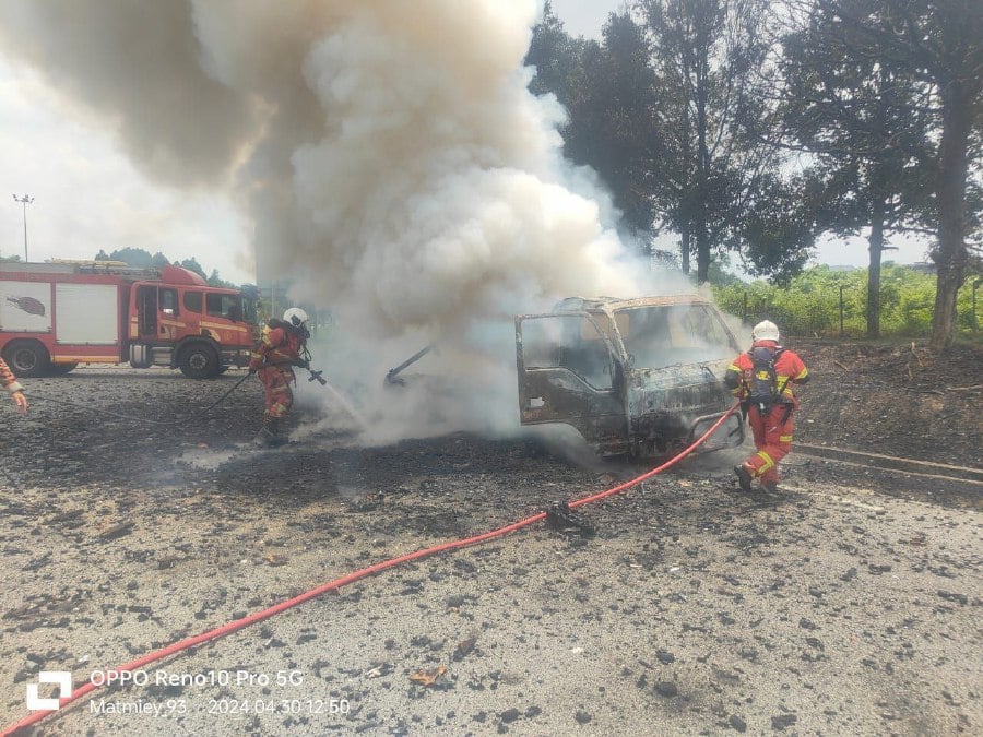 Lorry carrying batteries catches fire on Elite highway