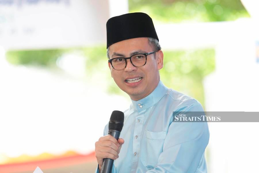 Fahmi: 35 pct salary hike in 2007 only involved lower grade civil servants