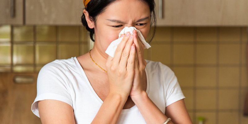 How Long Do Allergies Last? Here’s What an Expert Doctor Says