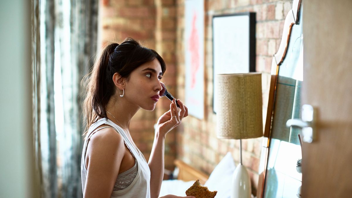 Make-up artist shares five mistakes that instantly make you look older