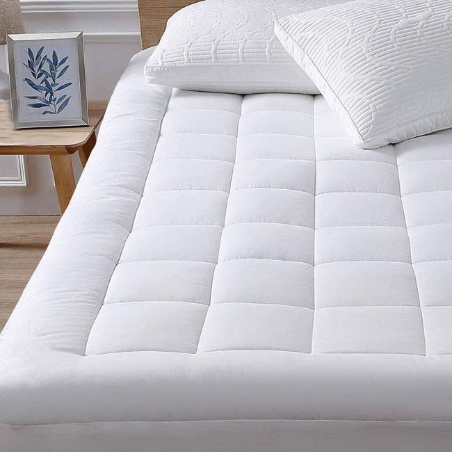 Just 48 Things For People Who Sweat Like It’s Their Full-Time Job In The Summer