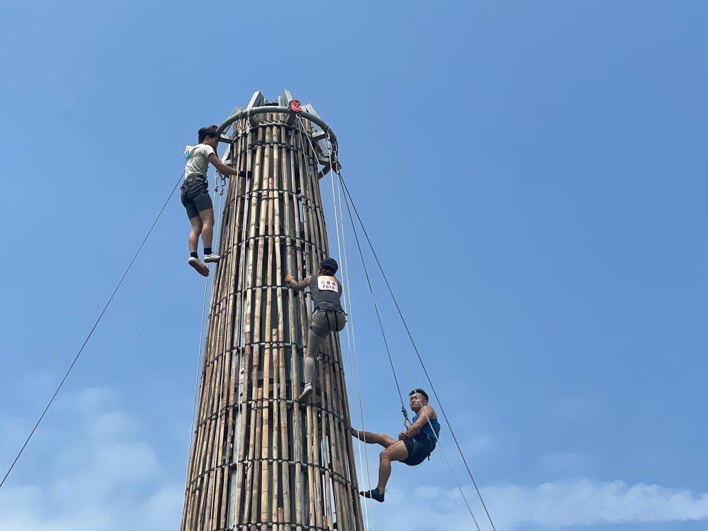 长洲抢包山︱城巴5.16凌晨特设104R号缐由中环5号码头开出 提醒勿在车上食平安包