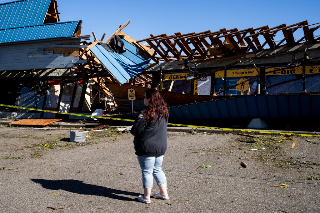 Tornadoes tear through southeastern US as storms leave 3 dead