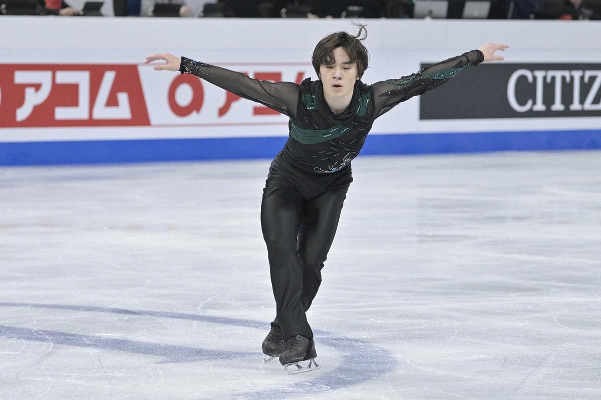 Figure skating-Japan's two-time world champion Uno announces retirement