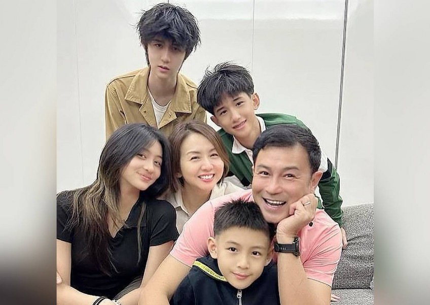 'It's a verbal promise': Darren Lim and Evelyn Tan's 4 kids are 'signed' to same agency as them