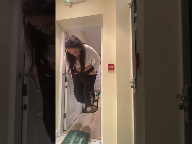 Pull Up Bar Fail Caught On Camera 😲