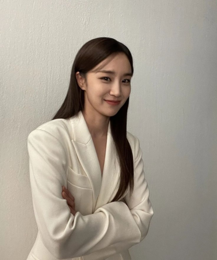 Perfect Marriage Revenge Actress Jung Yoo Min Announces Marriage with Non-celebrity Boyfriend