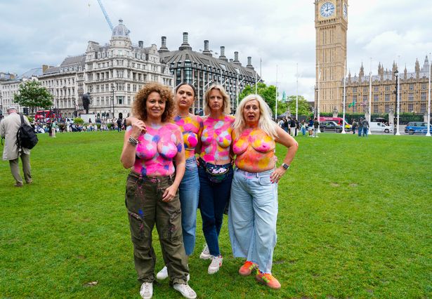 Loose Women's Nadia Sawalha joins 31 women topless in cancer drug campaign