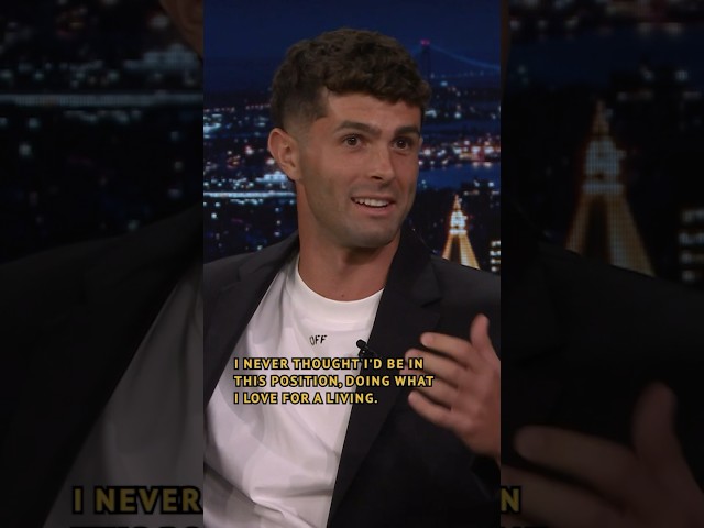 #ChristianPulisic used to dress up as a soccer player almost every Halloween! #ACMilan #JimmyFallon